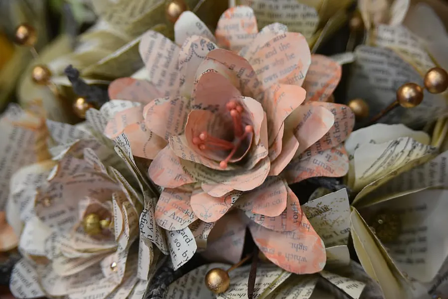 6 Idées de Bouquets de Mariée en Papier pour un Accessoire Qui Dure !
