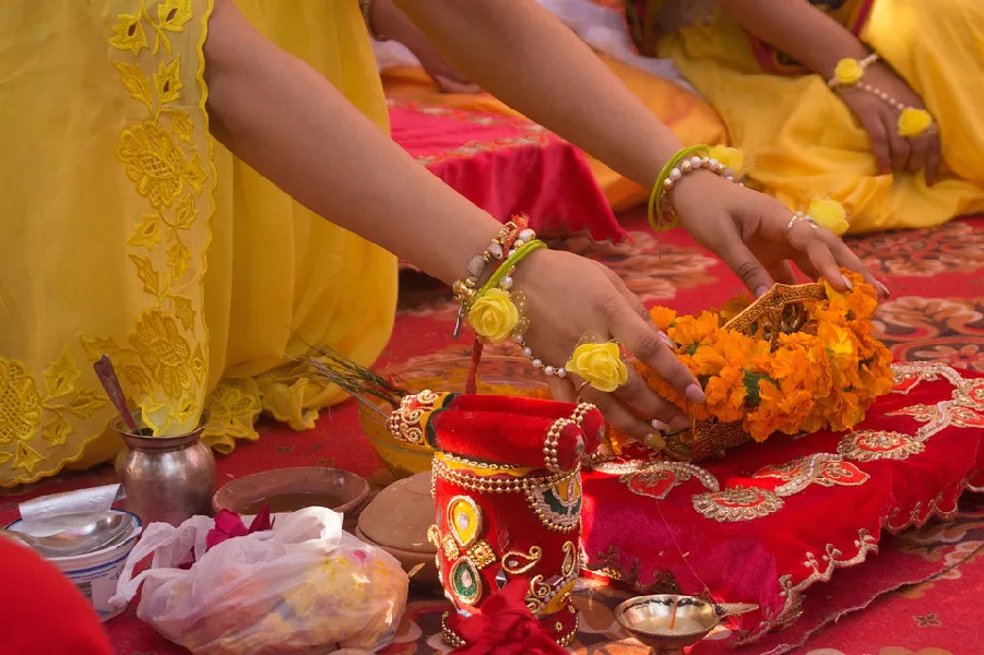 Comment célébrer un Mariage Bouddhiste à l'ancienne : Découvrez les Traditions de cette Religion!